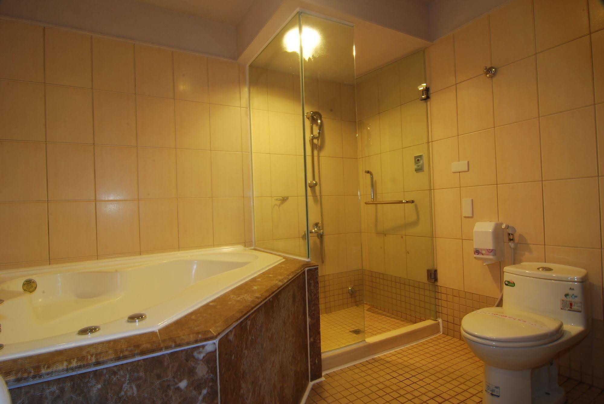 Beckham Motel Luzhu Εξωτερικό φωτογραφία